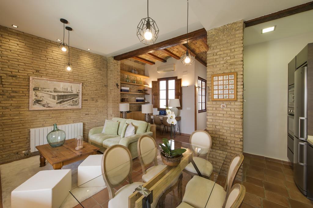 Sueca Apartment With Terrace Ruzafa Mid-Term Valencia Exterior foto